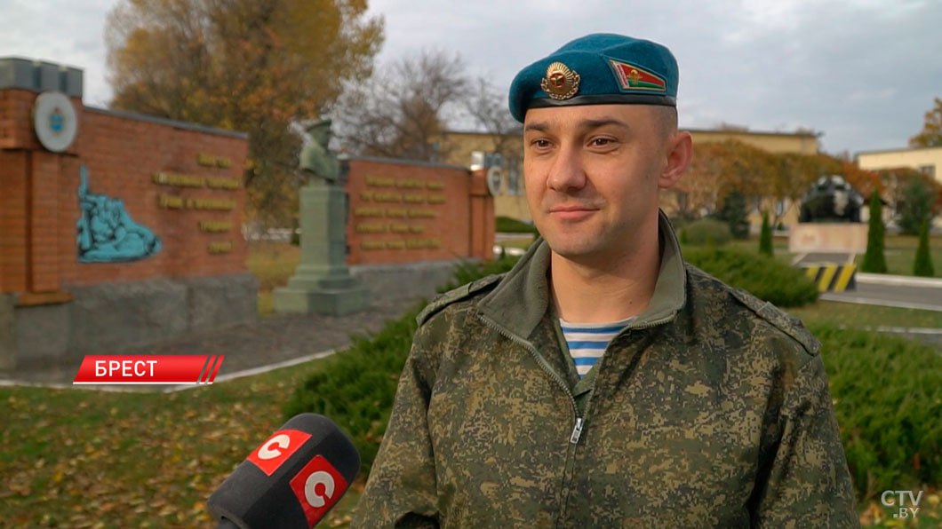 Офицер 38-й бригады Дмитрий Белецкий в эфире СТВ рассказал о подготовке к Всебелорусскому народному собранию , которое пройдет в Минске 18 и 19 декабря